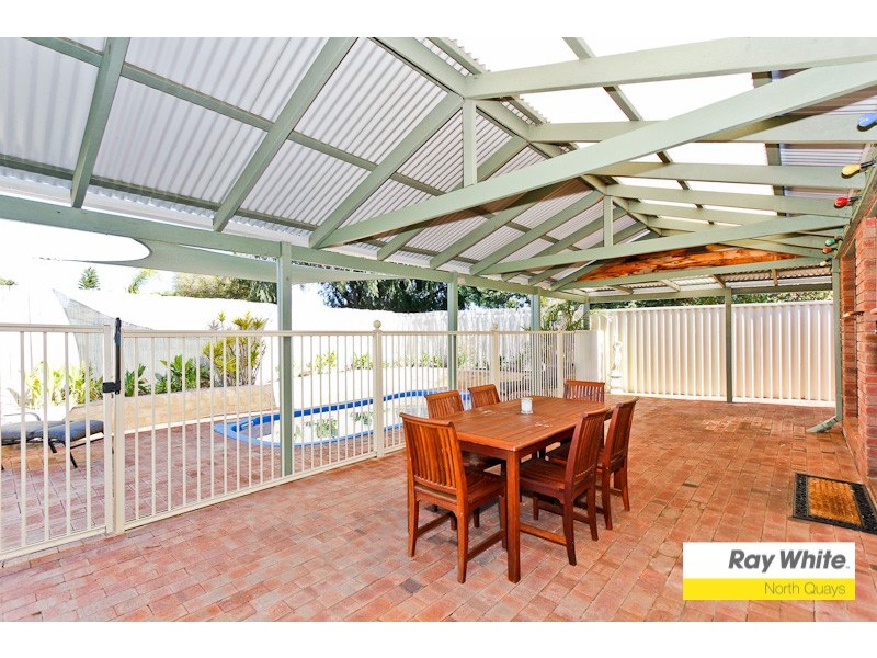 4 McKinlay Ave, Padbury WA 6025