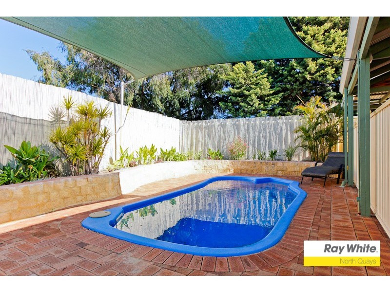 4 McKinlay Ave, Padbury WA 6025