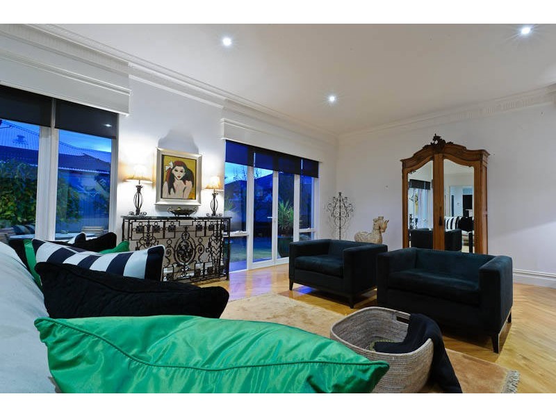 78 Regency Avenue, Madeley WA 6065