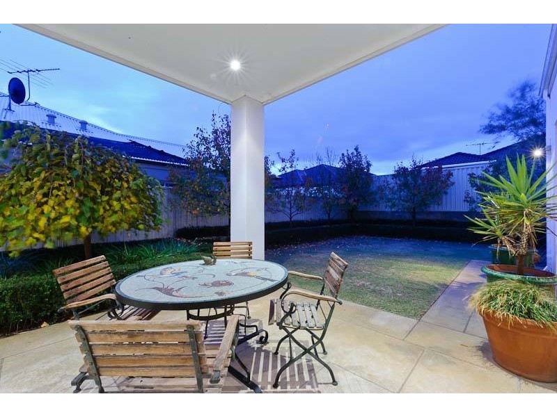 78 Regency Avenue, Madeley WA 6065