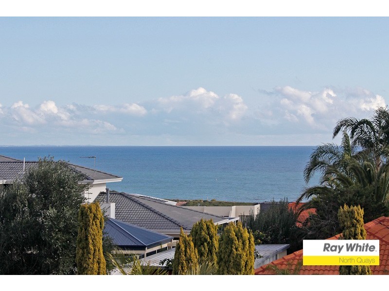 4 Randell Cr, Ocean Reef WA 6027