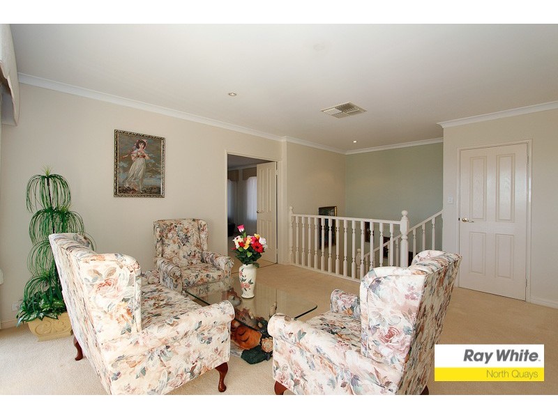 4 Randell Cr, Ocean Reef WA 6027