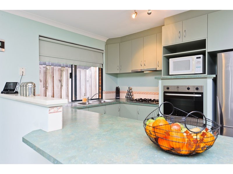 8 Clover Way, Ellenbrook WA 6069