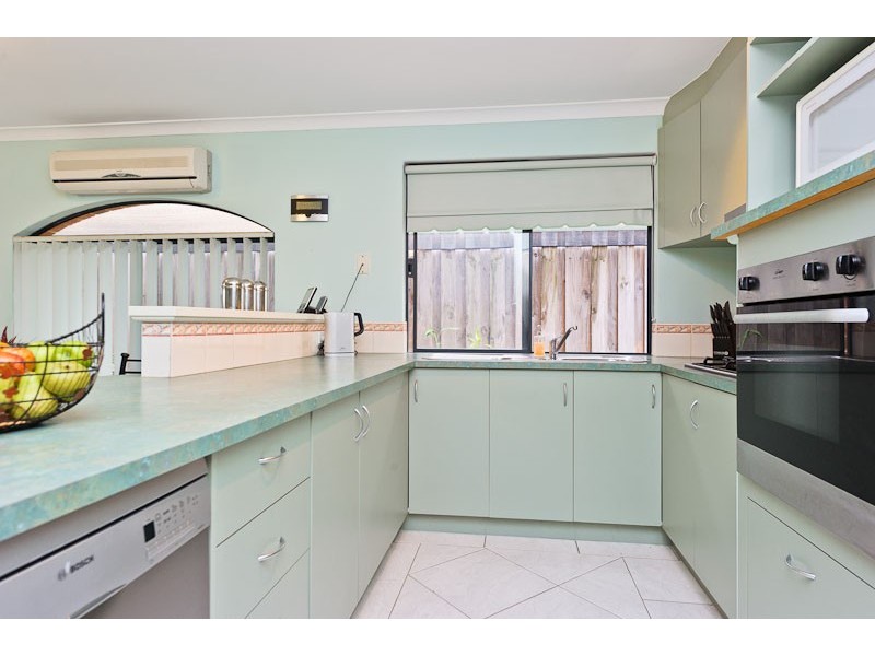 8 Clover Way, Ellenbrook WA 6069