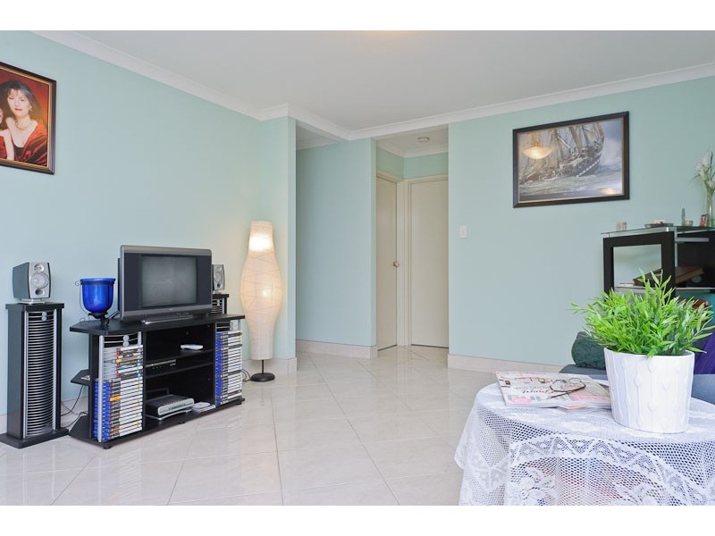8 Clover Way, Ellenbrook WA 6069
