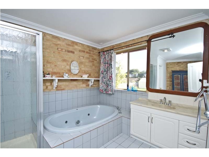 9 Paisley Court, Warwick WA 6024