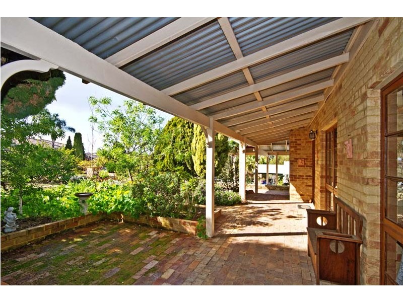 9 Paisley Court, Warwick WA 6024