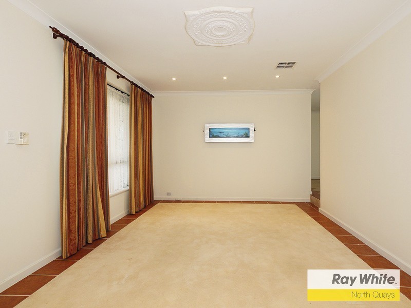 15 Chandos Way, Greenwood WA 6024