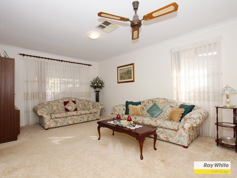 77 Creaney Drive, Kingsley WA 6026