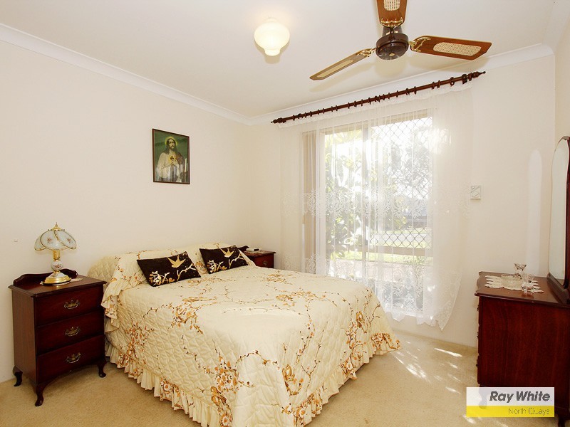 77 Creaney Drive, Kingsley WA 6026