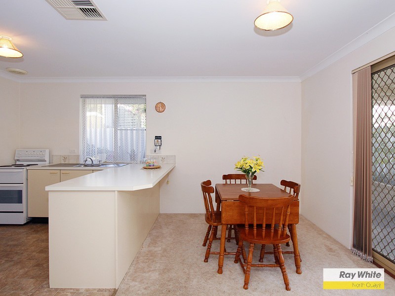 77 Creaney Drive, Kingsley WA 6026