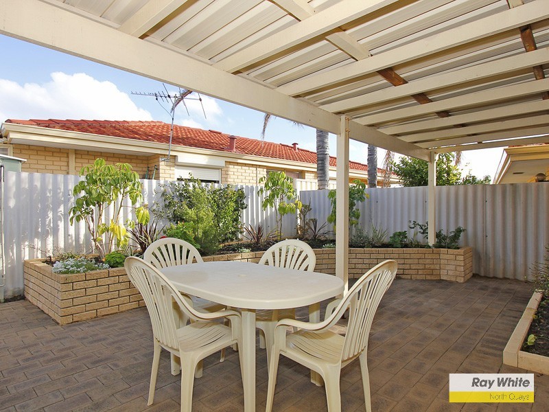 77 Creaney Drive, Kingsley WA 6026