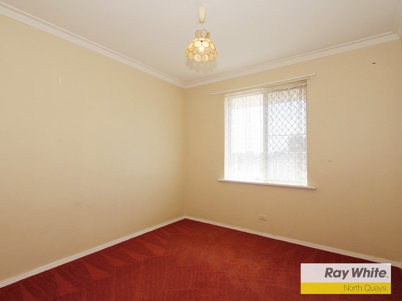 4 Hann Place, Padbury WA 6025