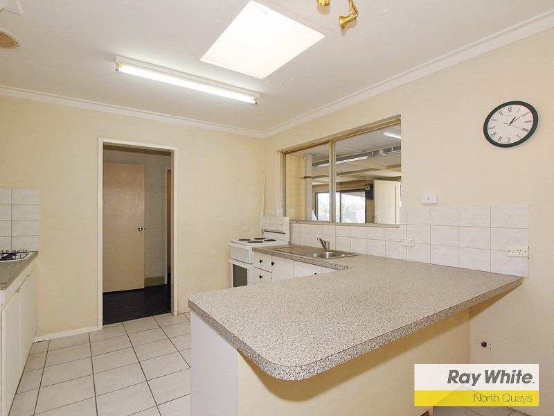 4 Hann Place, Padbury WA 6025