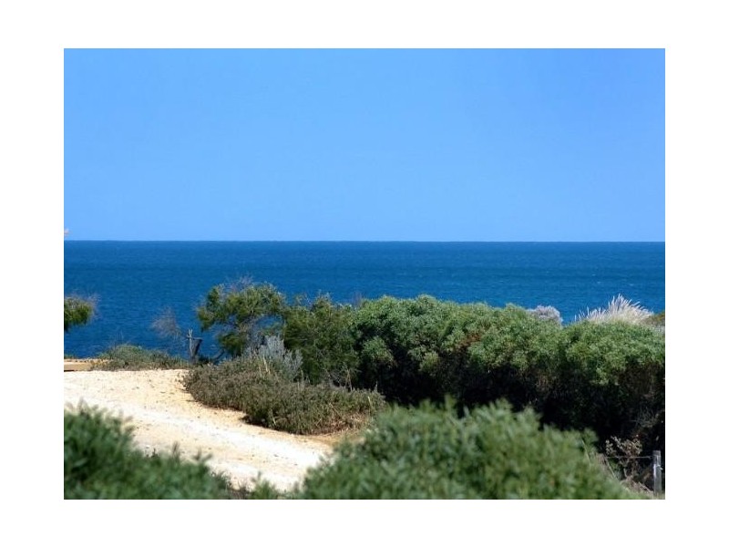 4 The Rise, Binningup WA 6233