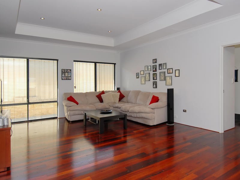 103 Waldburg Drive, Tapping WA 6065