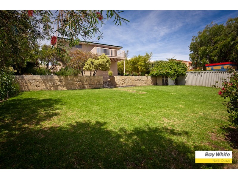 15 Ada Street, Watermans Bay WA 6020