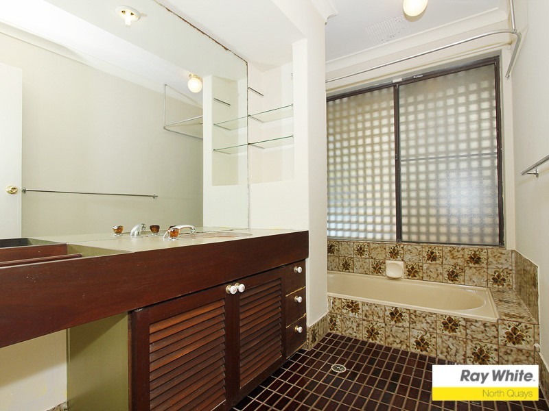 6 Topaz Place, Carine WA 6020