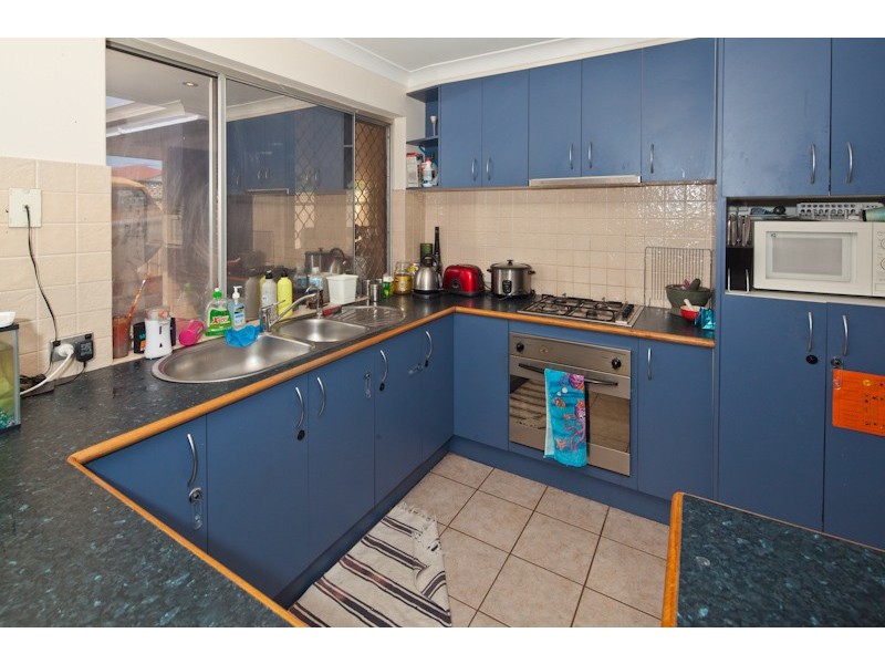 2 Barnes Court, Craigie WA 6025