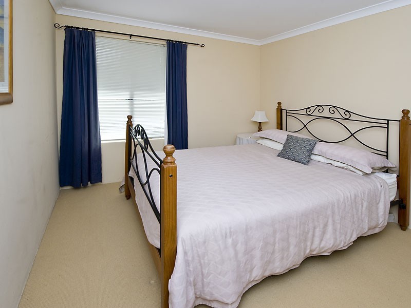 33 Brockwell Parkway, Landsdale WA 6065