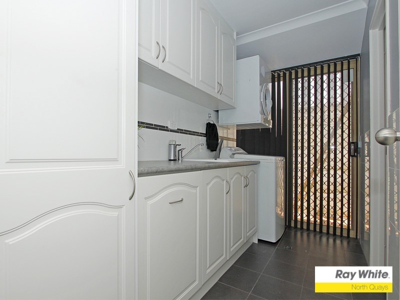 27  Rayner Drive, Landsdale WA 6065