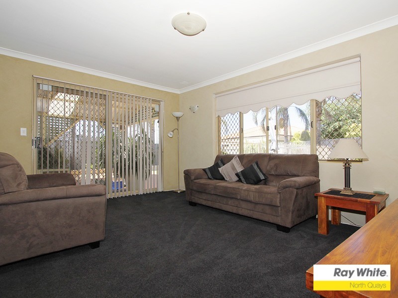 27  Rayner Drive, Landsdale WA 6065