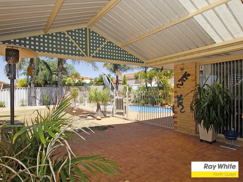 27  Rayner Drive, Landsdale WA 6065