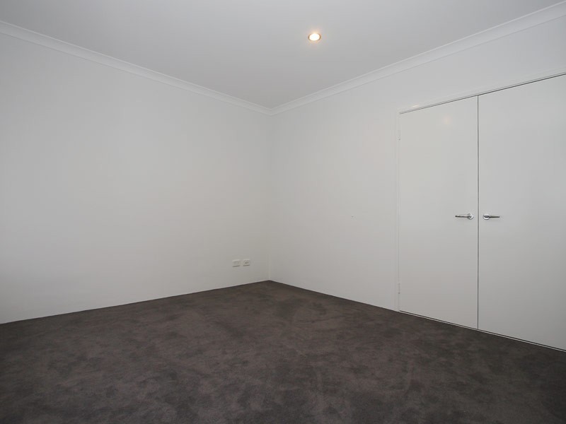 152b Grand Prom, Doubleview WA 6018