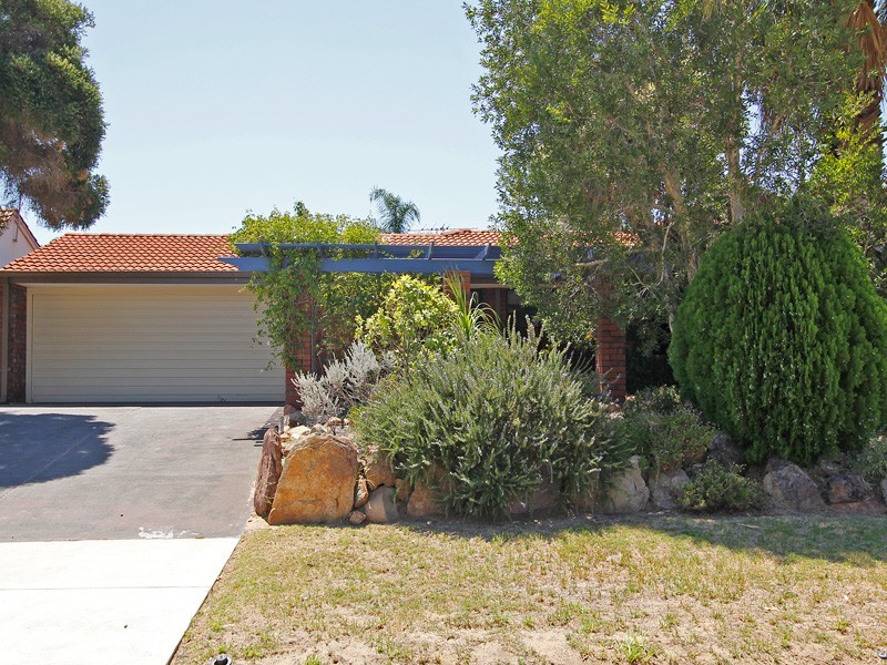 6 Hilarion Road, Duncraig WA 6023