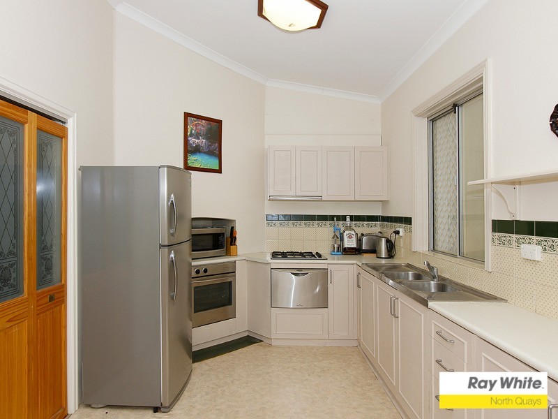 74 Hubert St, East Victoria Park WA 6101