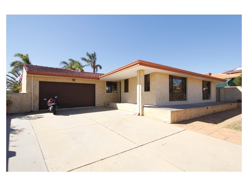 36 Nautical Grove, Beldon WA 6027