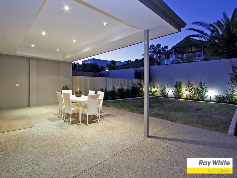 84b Jackson Avenue, Karrinyup WA 6018