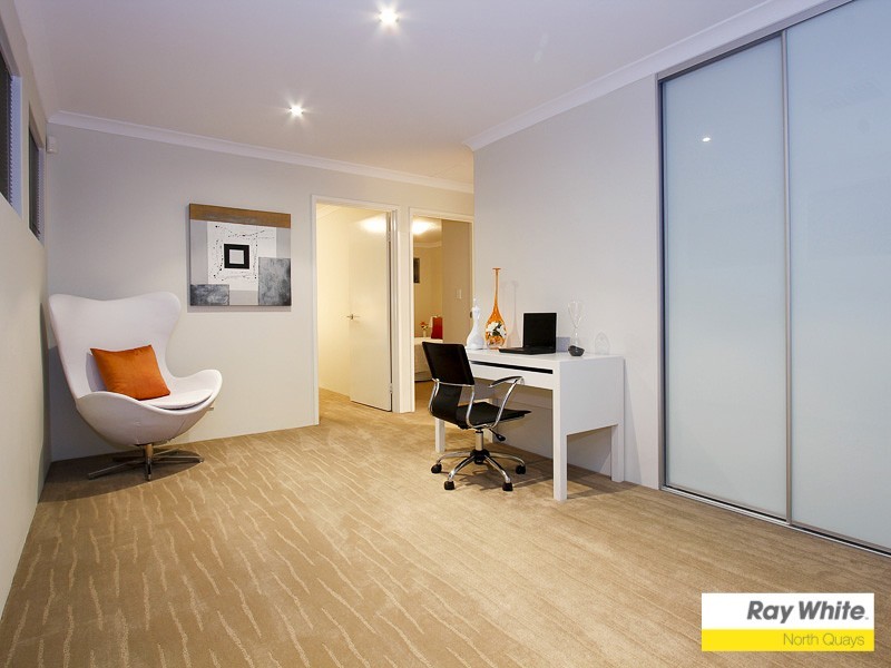 84b Jackson Avenue, Karrinyup WA 6018