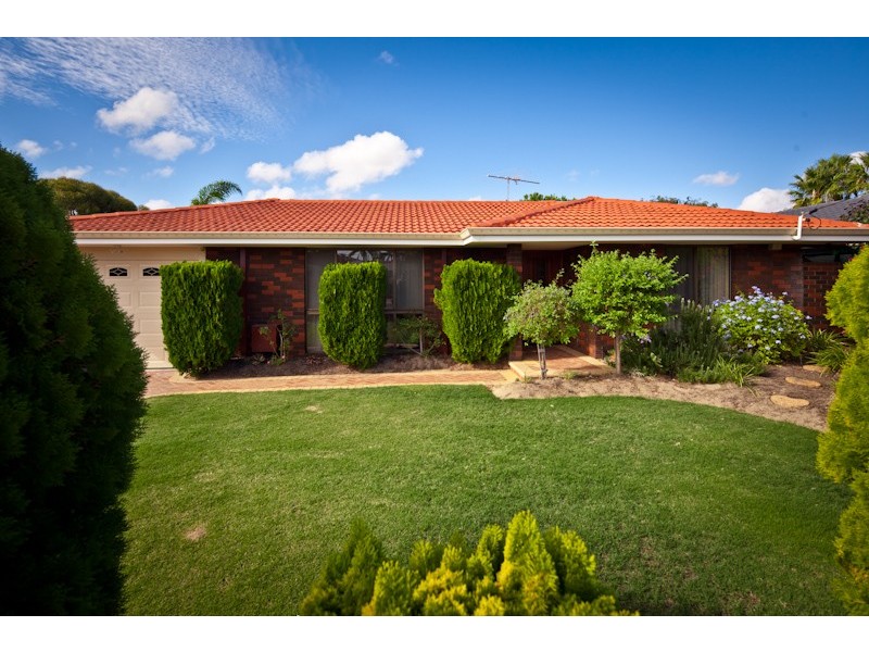 33 Fraser Way, Padbury WA 6025