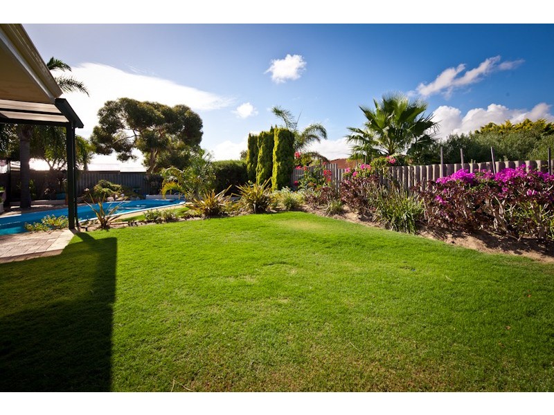 33 Fraser Way, Padbury WA 6025