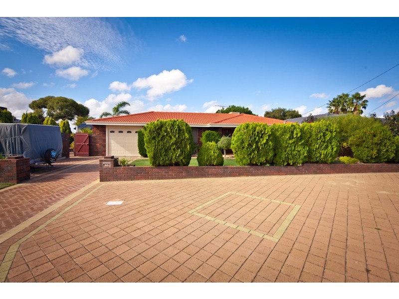 33 Fraser Way, Padbury WA 6025