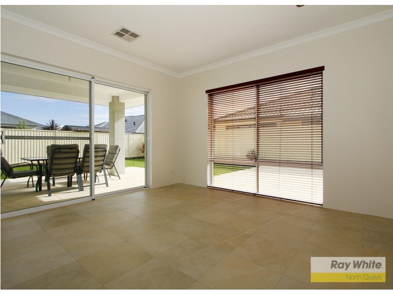 12 Piermont Avenue, Burns Beach WA 6028