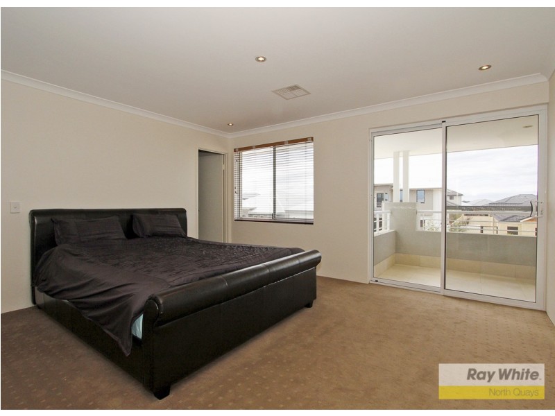 12 Piermont Avenue, Burns Beach WA 6028