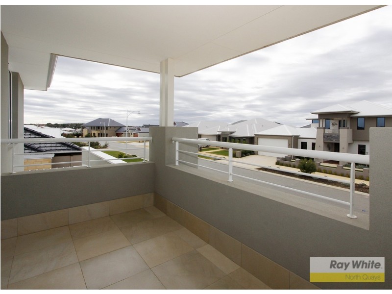 12 Piermont Avenue, Burns Beach WA 6028