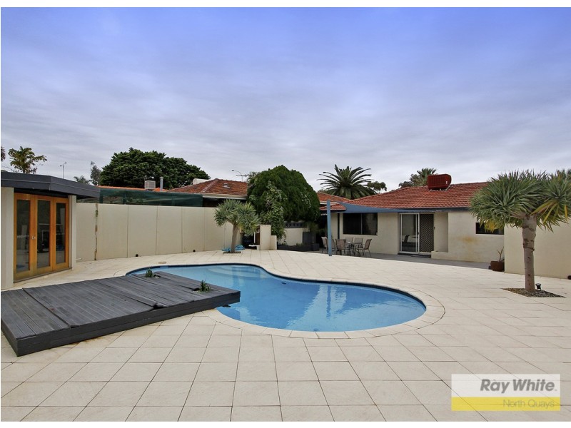 11 Karuah Way, Greenwood WA 6024