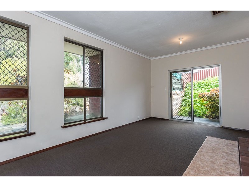 11 Buchanan Way, Padbury WA 6025