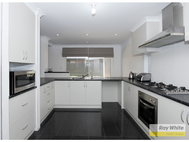 62 Wistful Parade, Aveley WA 6069