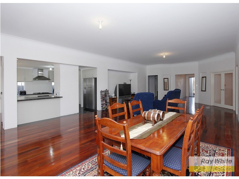 62 Wistful Parade, Aveley WA 6069