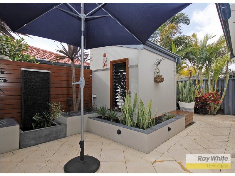 16 Waterview Drive, Woodvale WA 6026