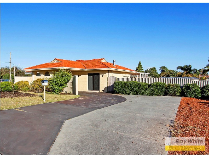 38 Mayflower Cresent, Craigie WA 6025