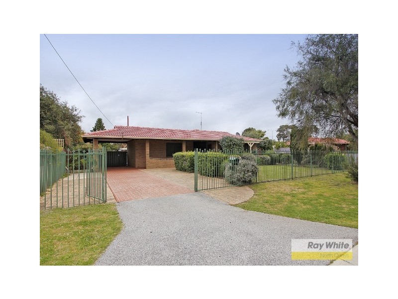 31 Blaxland Way, Padbury WA 6025