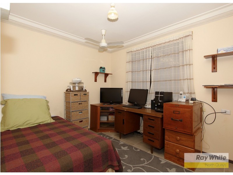 31 Blaxland Way, Padbury WA 6025