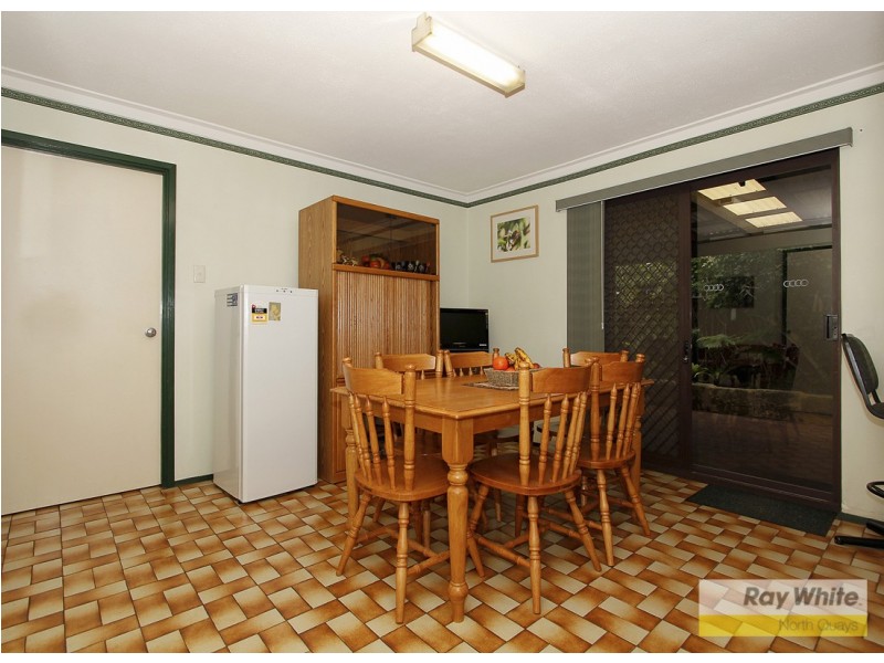 31 Blaxland Way, Padbury WA 6025