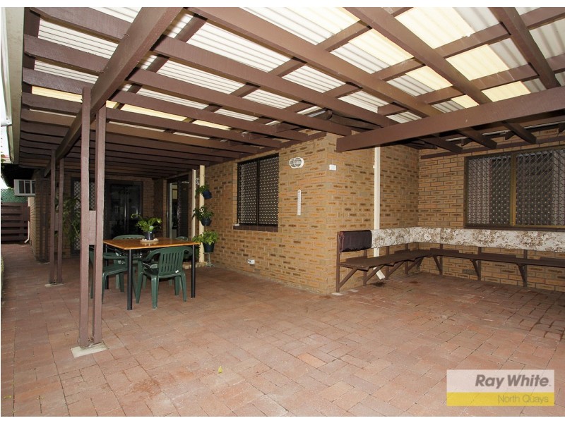 31 Blaxland Way, Padbury WA 6025