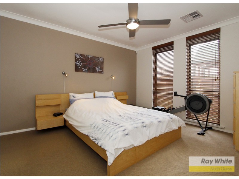 4 Fitzpatrick Way, Padbury WA 6025